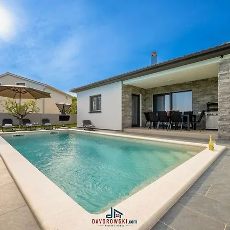 Villa Barbara Comfortable Juršići